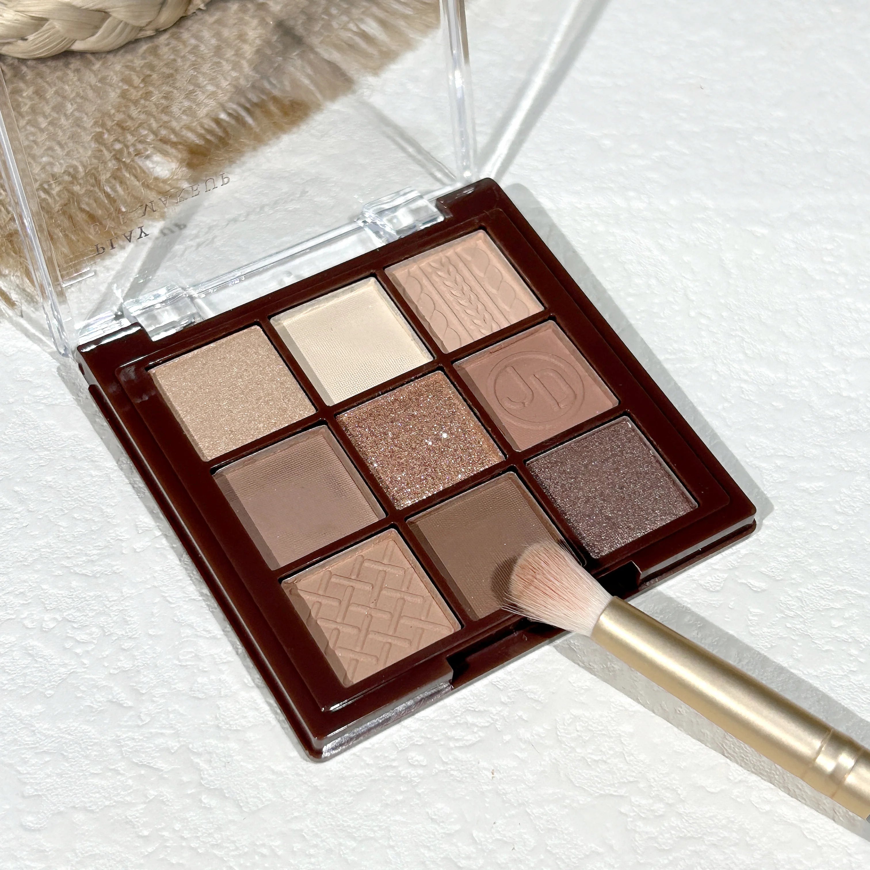 Chocolate Warm Brown Earth Palette - 9 Shades Matte Orange Brown Pearlescent Glitter Illuminating Wear Eyeshadow